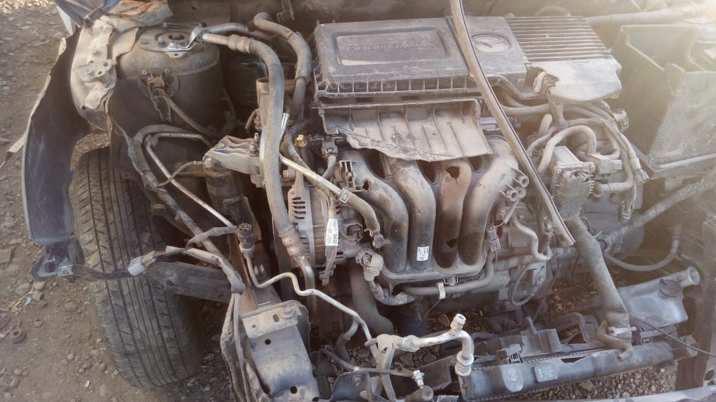 Mazda 2 2013    EN DESARME